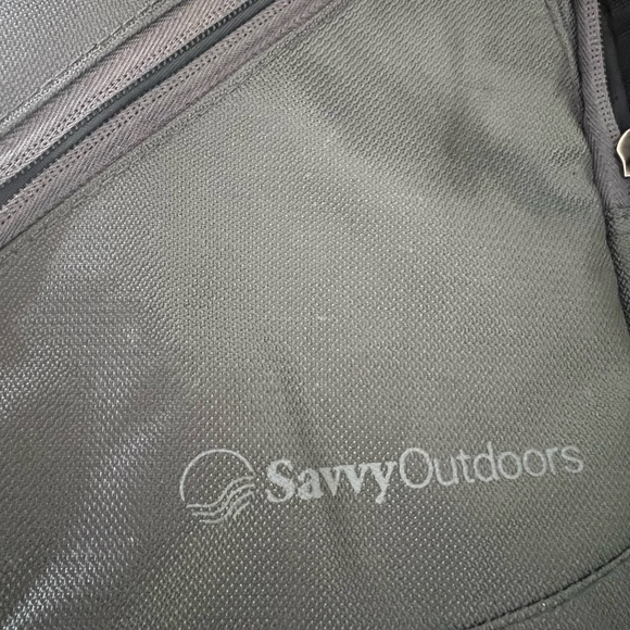 Savvy Outdoors Small crossbody sling backpack Grey. - Picture 3 of 10